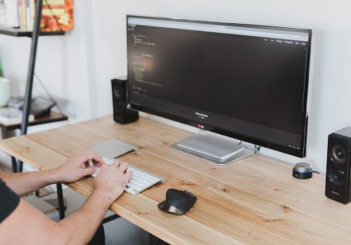 Top 5 Best Monitors for Music Producers